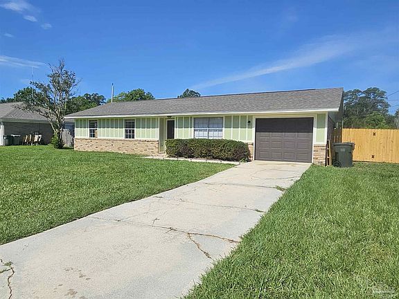3rd image of 731 Carondelay Dr