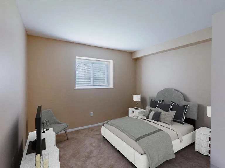 13220 Chester Rd — Photo 15