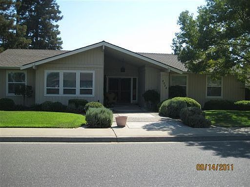 2nd image of 2324 Candlewood Pl