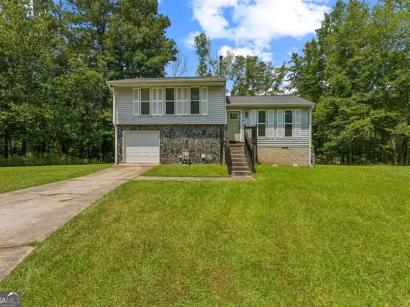 120 Cainwood Ct W, Atlanta, GA 30349