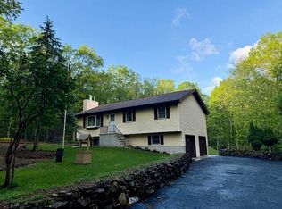156 Stony Ridge Dr, Kunkletown, PA 18058