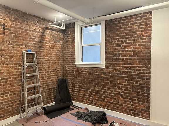 5th image of 82 Peterborough St APT 20