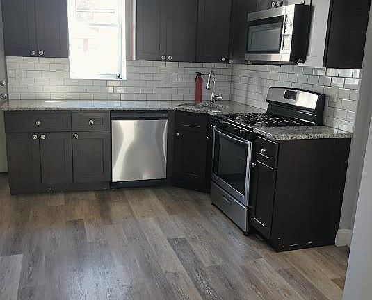 2nd image of 6XX N Sickels St