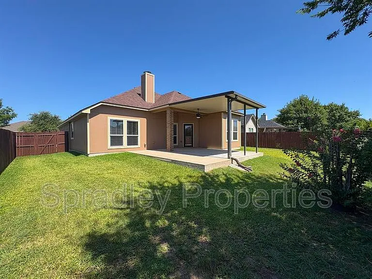 1113 Branchwood Way — Photo 23