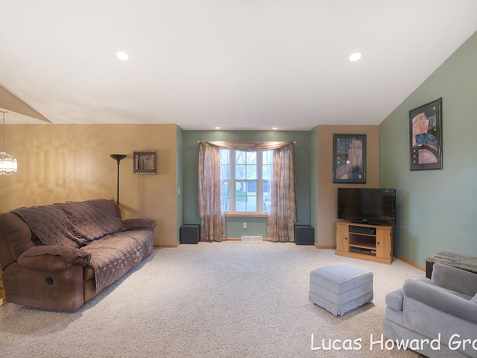 1st image of 607 Lasalle Ave NW