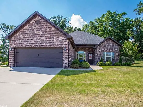 4015 Lantern Hill Dr, Benton, AR 72019