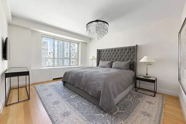 Rented by Douglas Elliman | media 8