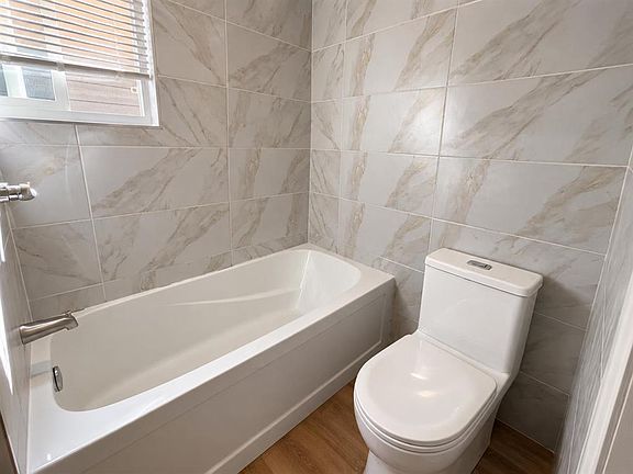 5th image of 635 W 7th St S
