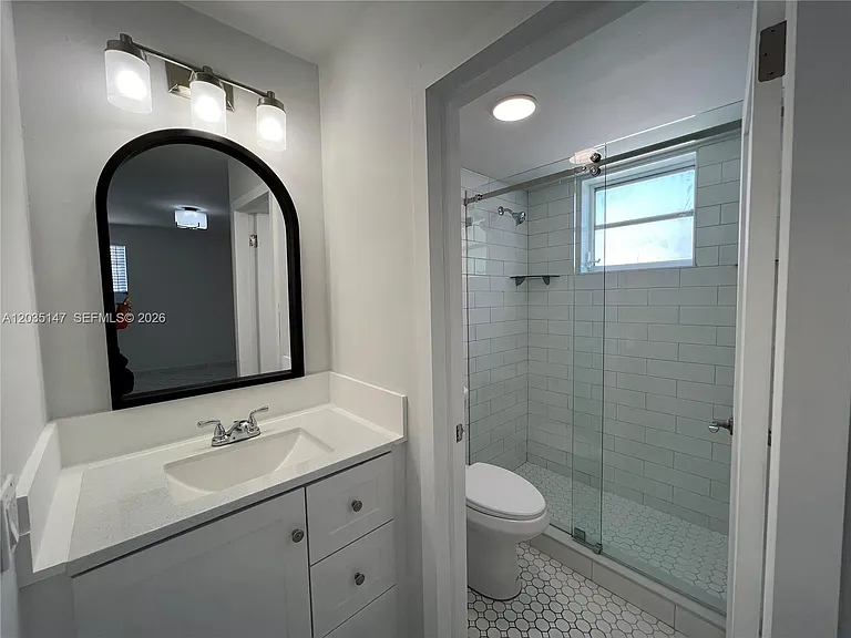 821 Euclid Ave #304 — Photo 22