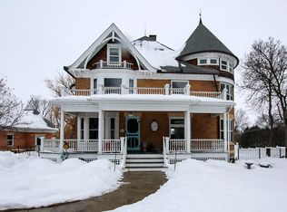 300 Frank St NW, Silver Lake, MN 55381