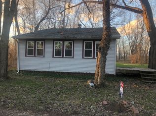 7507 E Pansy Ln, New Carlisle, IN 46552