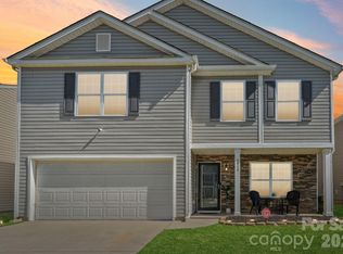 1912 Eastway Dr, Dallas, NC 28034