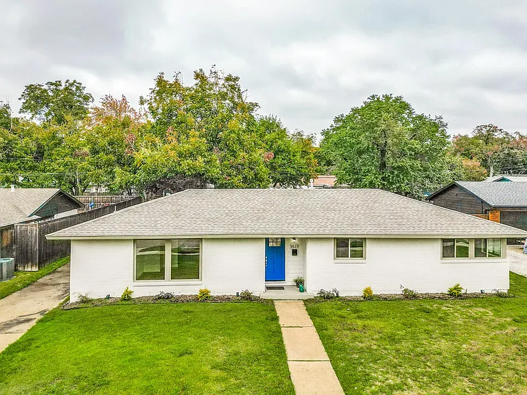 3517 Woodleigh Dr — Photo 27