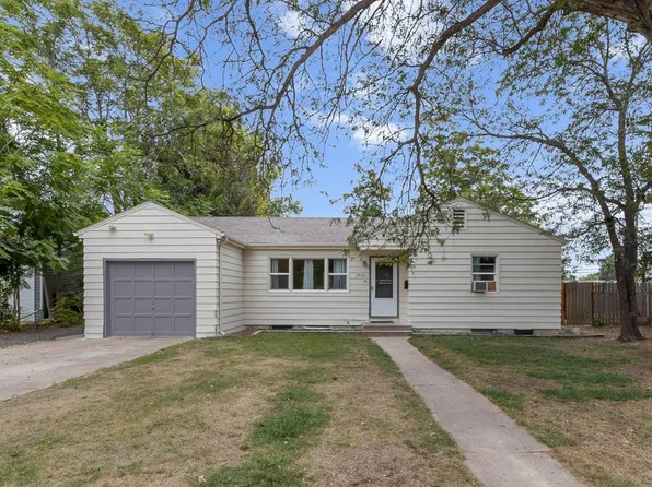 2424 14th Ave Ct, Greeley, CO 80631