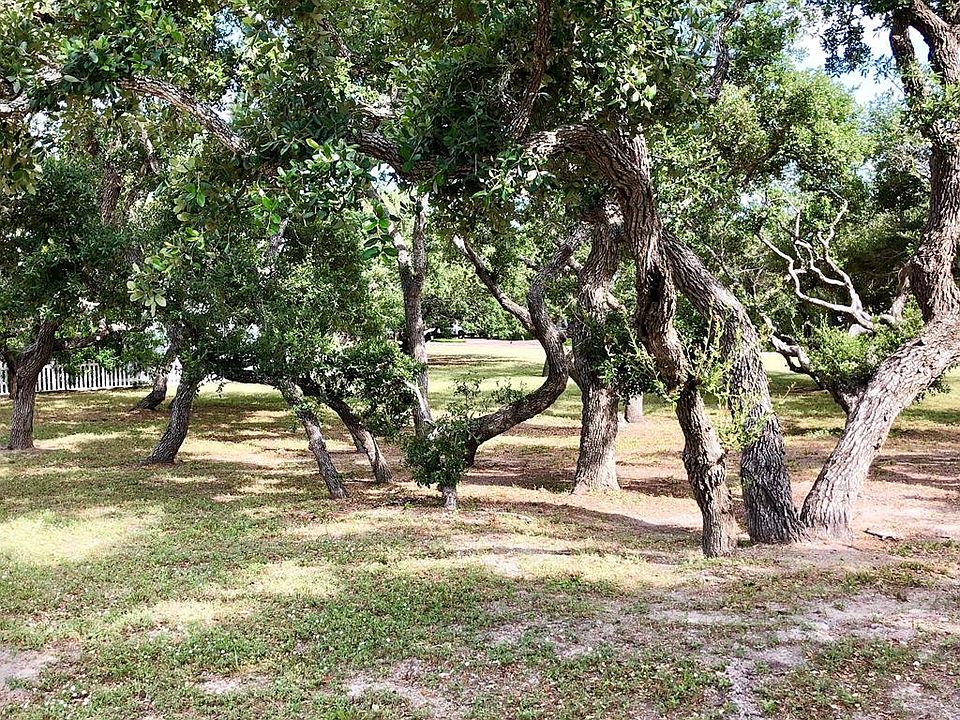 1st image of 30 Old Cottage Beach Dr