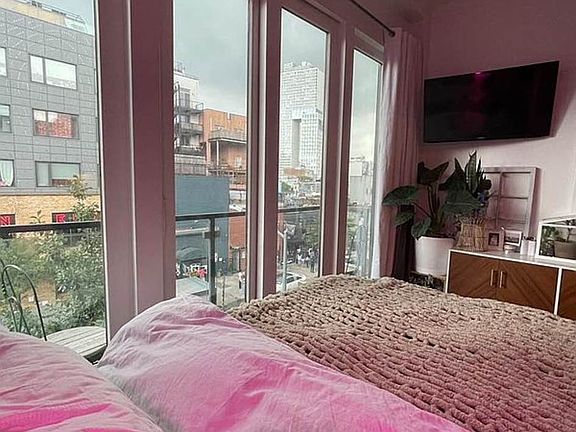 5th image of 135 Metropolitan Ave APT 3C