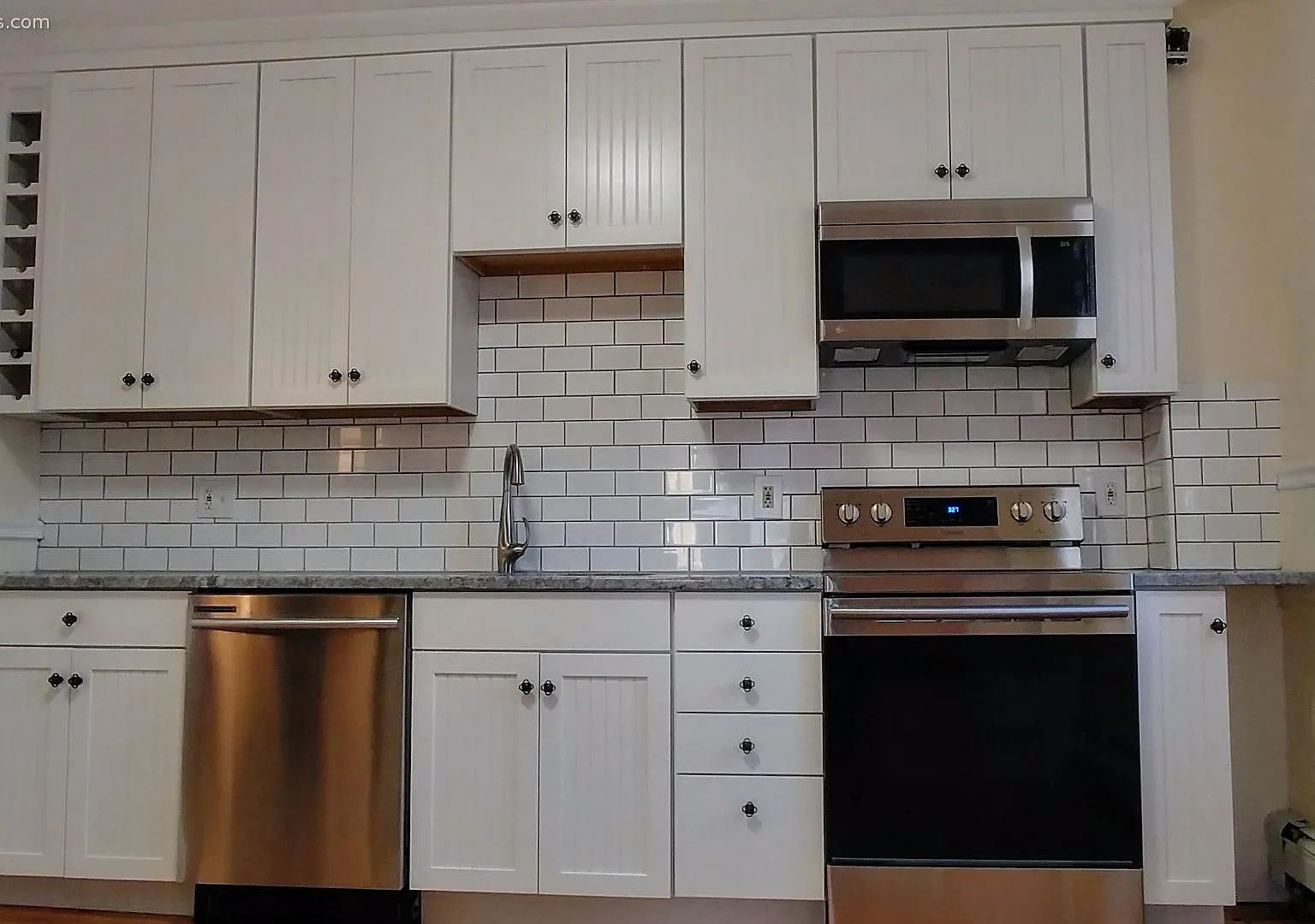 2 bed, 1.0 bath, 526 sqft, $2,700 — Photo 2