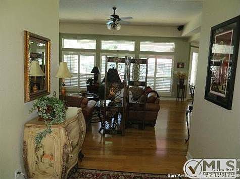 3rd image of 22527 Old Fossil Rd