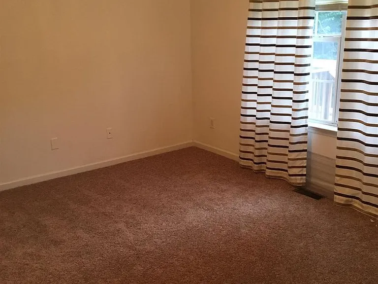 111 Sumner Meadows Ln — Photo 14