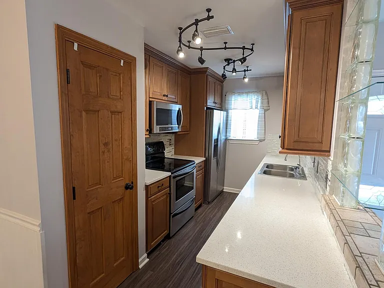 250 Terrance Ln — Photo 6
