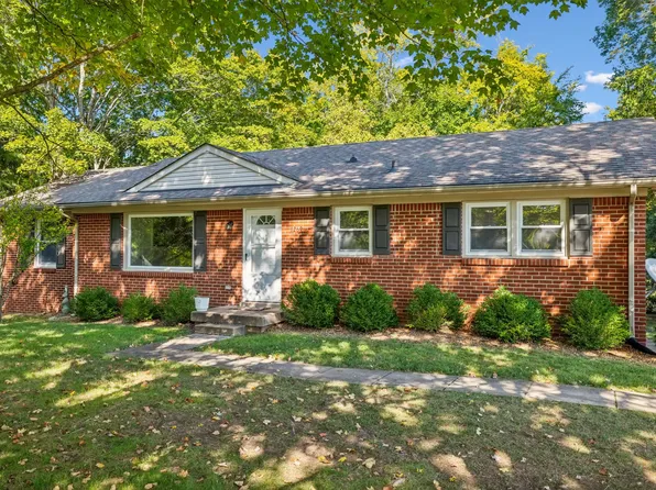 1269 Hillwood Dr, Clarksville, TN 37040