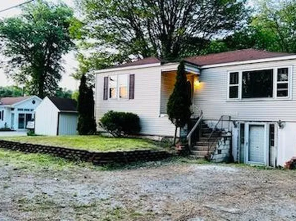 106 Top Flight Rd, Michigan City, IN 46360