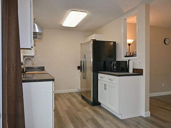 5th image of 2158 2nd Ave E