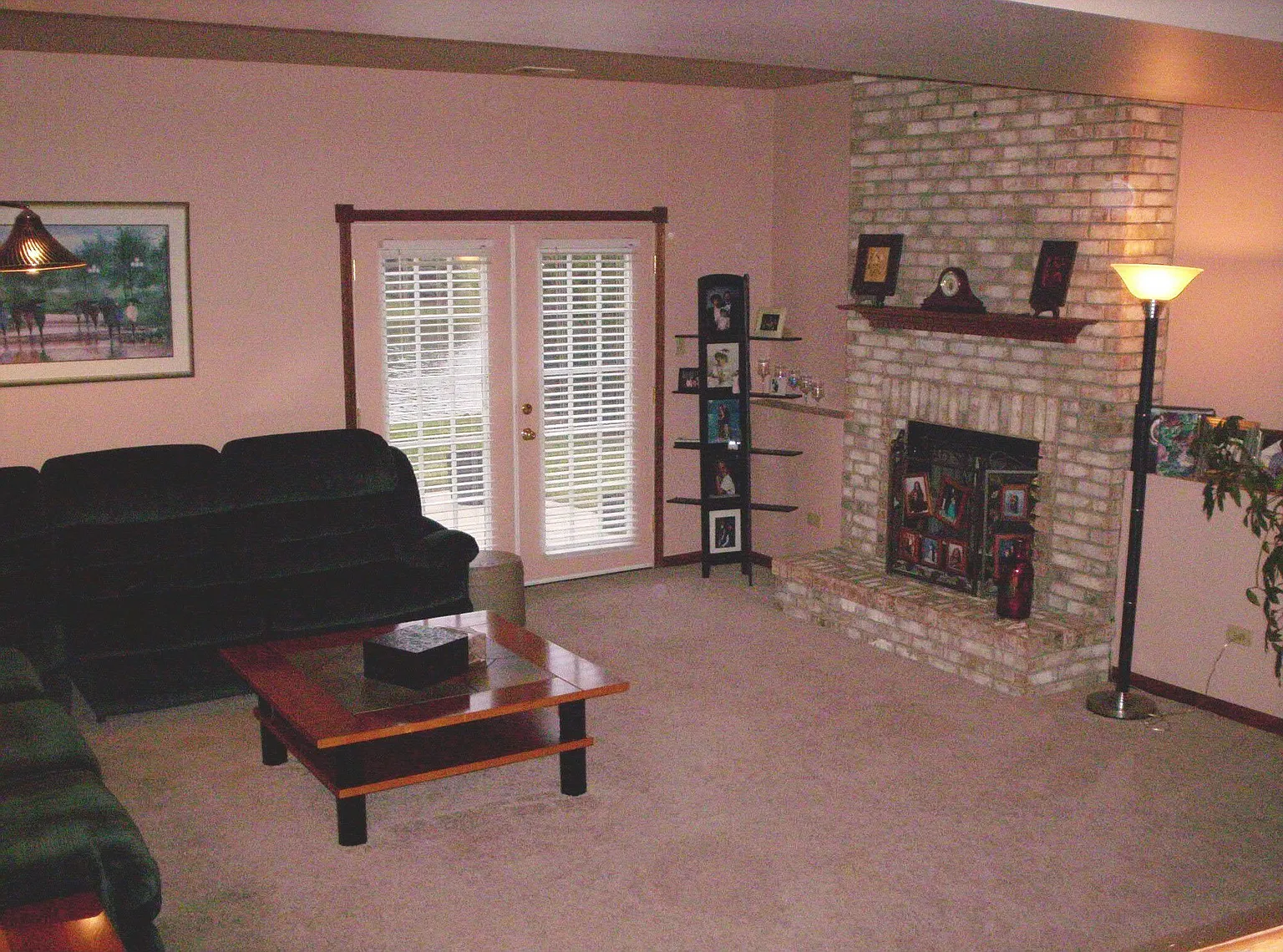 1611 Brighton Ln photo 1