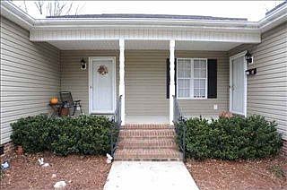 1st image of 211 Wildwood Dr