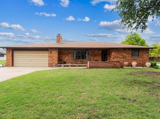 604 N Countryside St, Andale, KS 67001