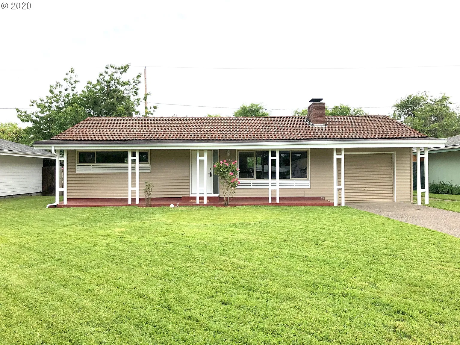 2875 Ferry St photo 1