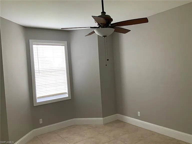 2715 SW 2nd Pl — Photo 20
