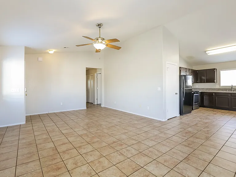 5420 Pepperpike Ave — Photo 5