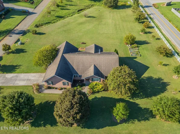 408 Winners Cir, Seymour, TN 37865