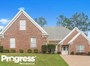 176 Pebble Creek Cv E, Hernando, MS 38632
