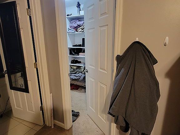 4th image of 416 Lee Road 508