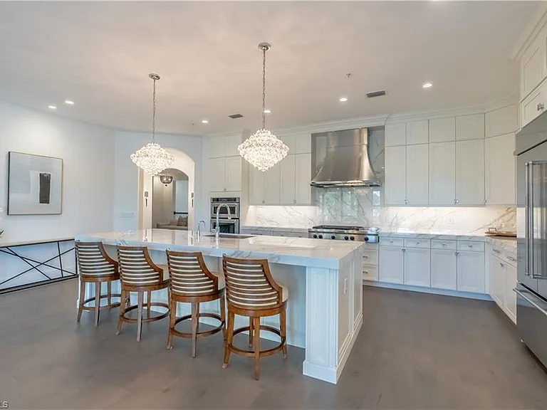 16366 Corsica Way #201 — Photo 9