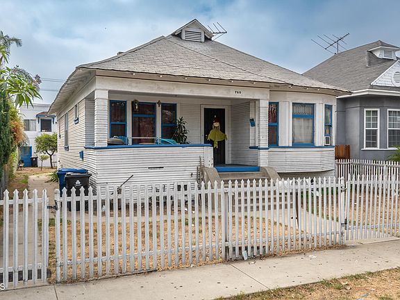 2nd image of 740 E 20th St