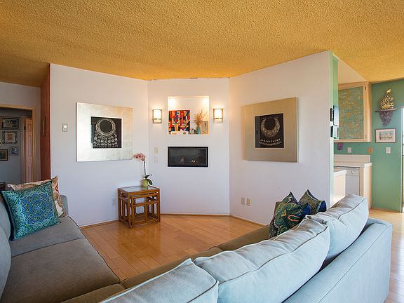 4th image of 428 Hill St APT 17