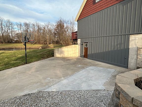 5th image of 38328 Deerwood Trl