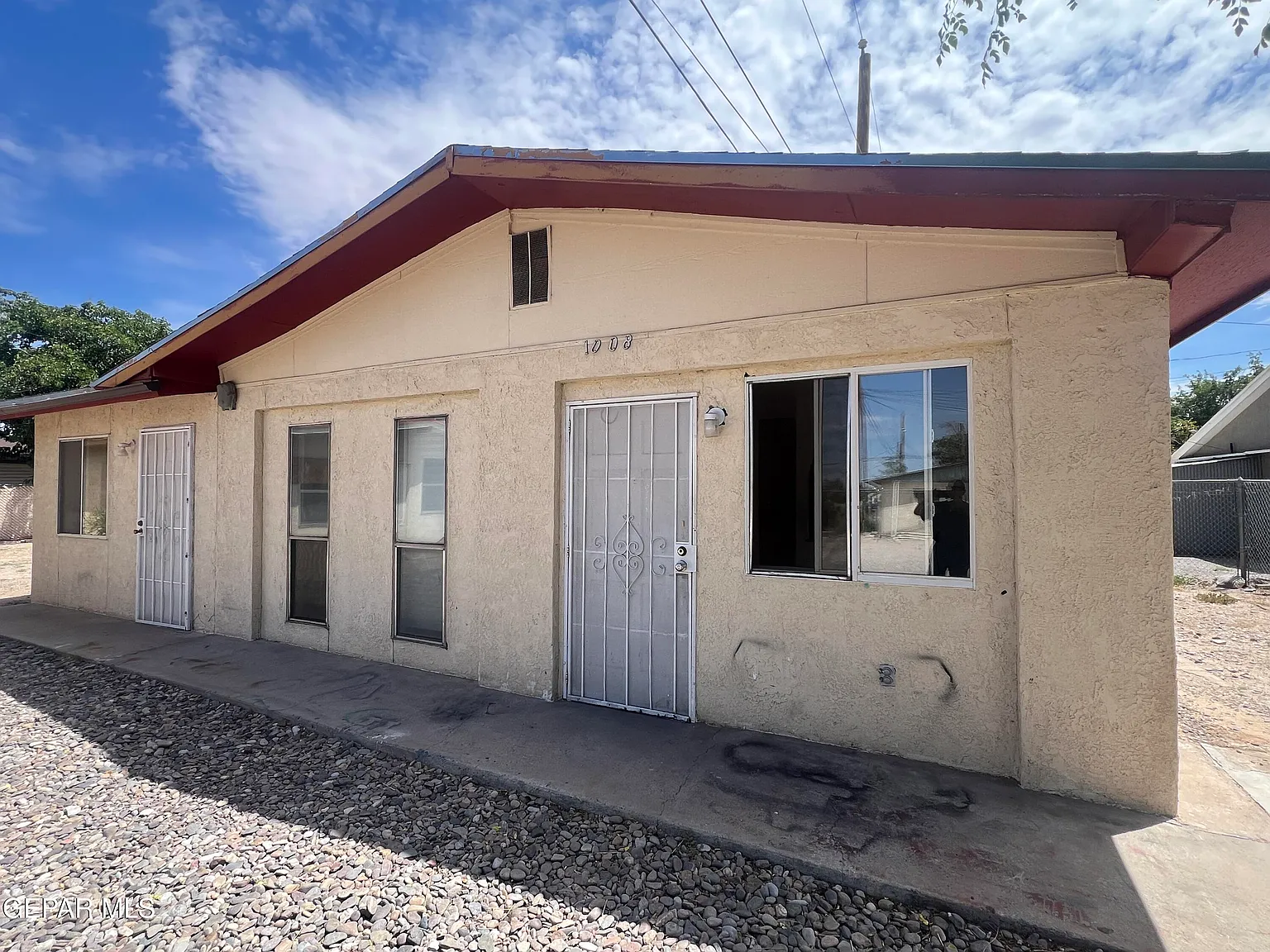 2 bed, 1.0 bath, 900 sqft, $950 — Photo 3