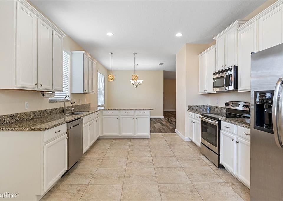 1st image of 3985R Serena Ln