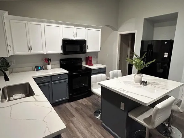 10826 W Wilshire Dr, Avondale, AZ 85392