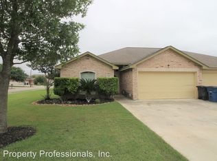 3050 Green Mountain Dr, New Braunfels, TX 78130