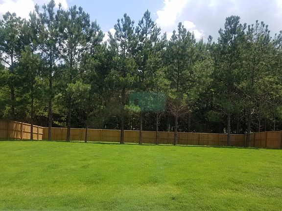 3rd image of 3025 McKinley Dr