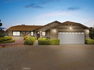 7824 Columbine Rd, Oak Hills, CA 92344