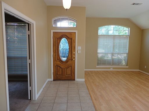 2nd image of 1329 Buxton Dr