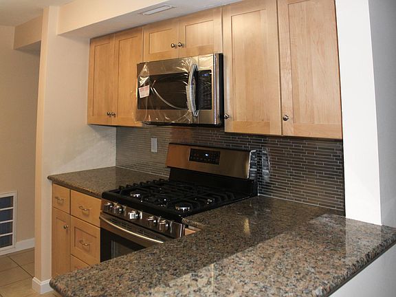 4th image of 88 Cottonwood Dr