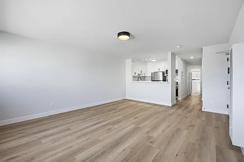 1433 S Hoover St #5 Photo 1