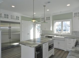 10 New St, Sea Bright, NJ 07760